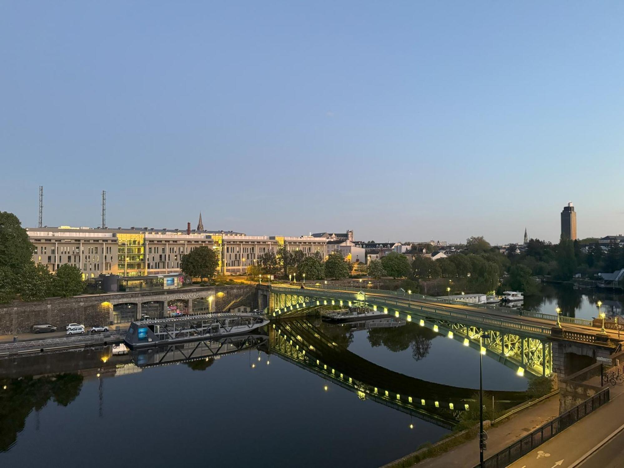 Le Penthouse - Appartement De Luxe Avec Vue Panoramique Exclusive Nantes Extérieur photo